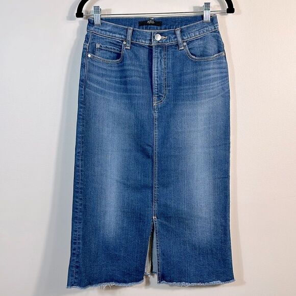 Dresses & Skirts - Denim Midi Skirt